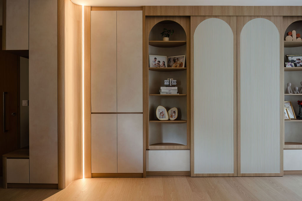 2 Woodleigh Close — Condo Interior Design