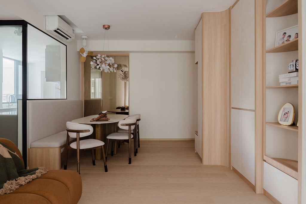 2 Woodleigh Close — Condo Interior Design