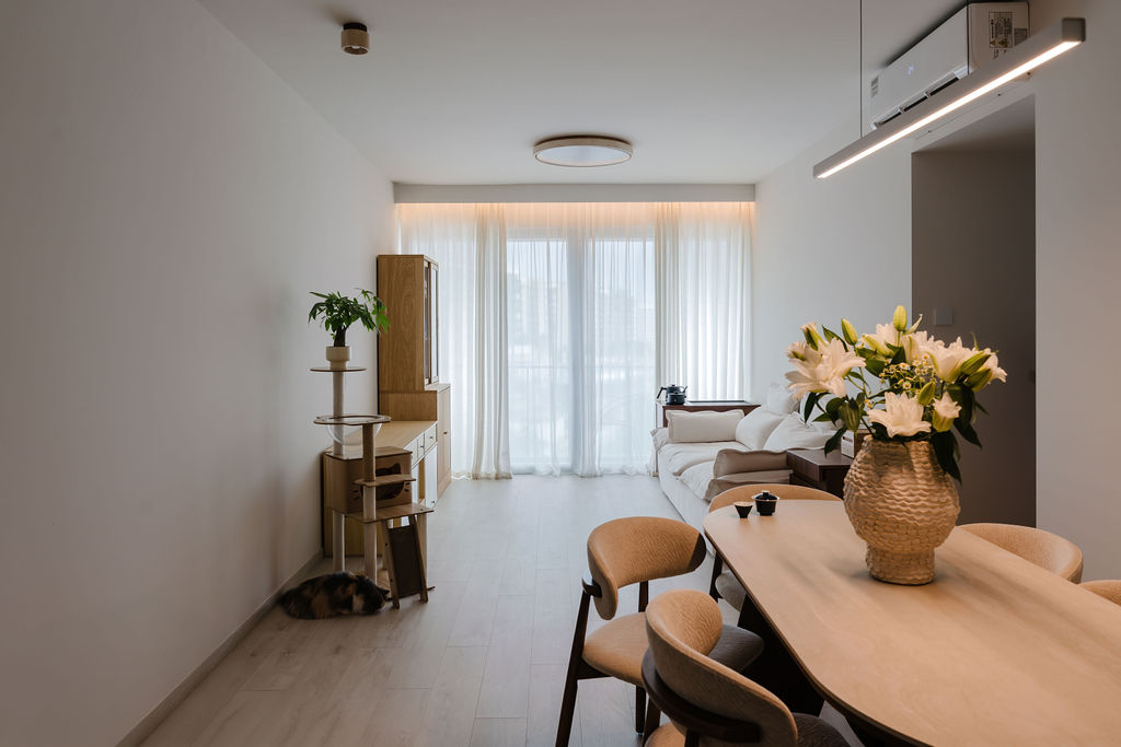 63 Compassvale Bow — Condo Interior Design